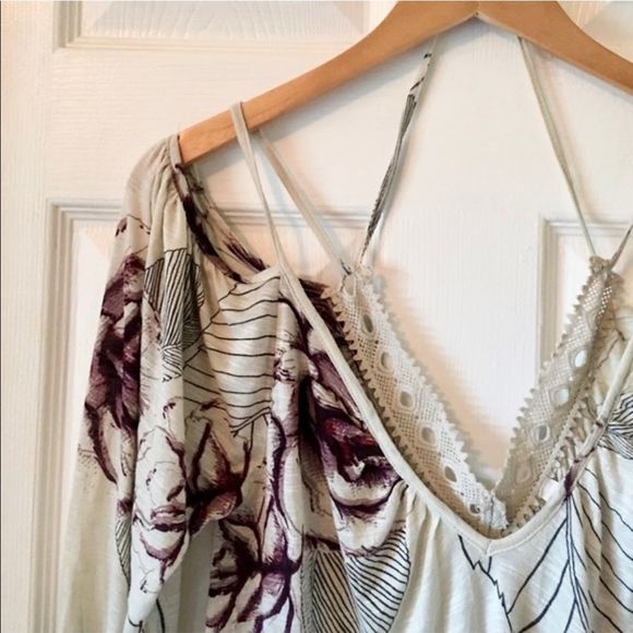 Free People Ivory V-neck Long sleeve top with purple floral print NWOT Size L - Picture 2 of 4